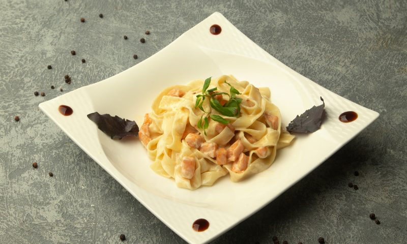様々な料理におすすめのオリーブ油