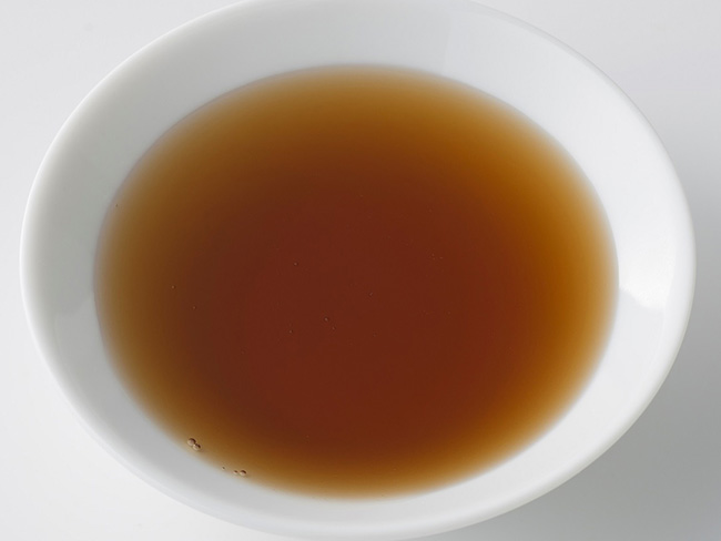 良質な黒胡麻のみから圧搾された黒ごま油